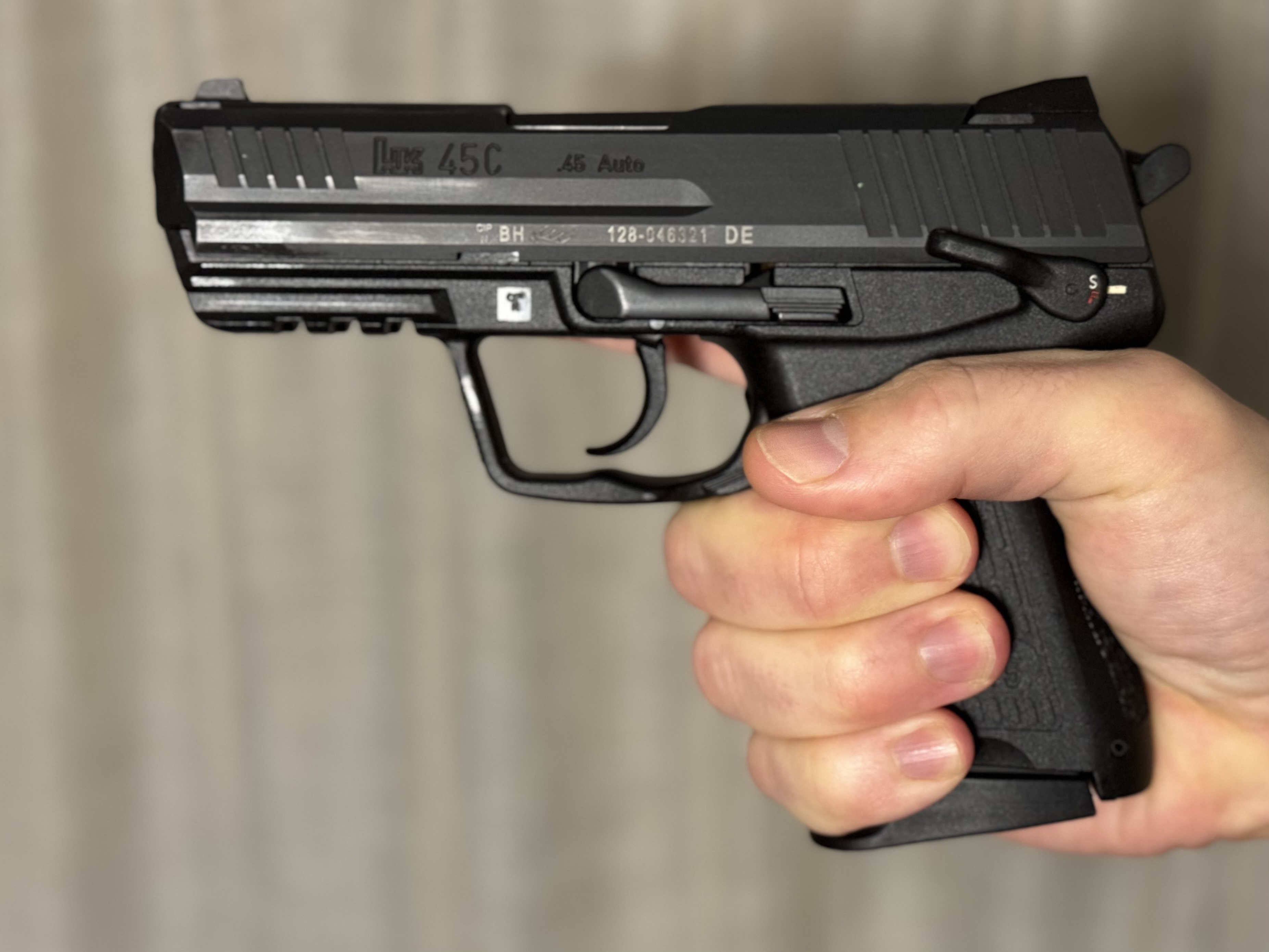 HK-Pistole HK45 Compact (V1), Kal. .45 Auto, SA/DA